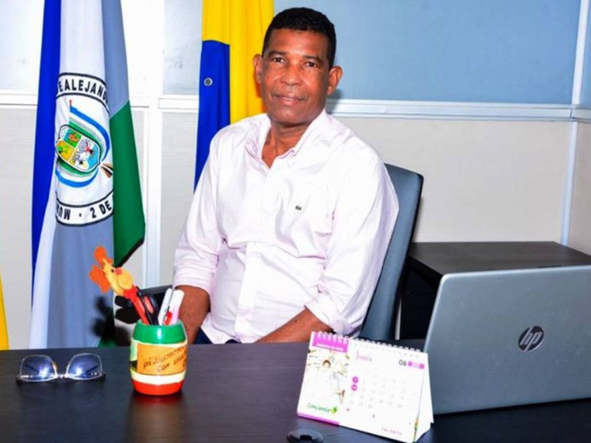 Inscriben proceso de revocatoria contra el alcalde de Santa Catalina