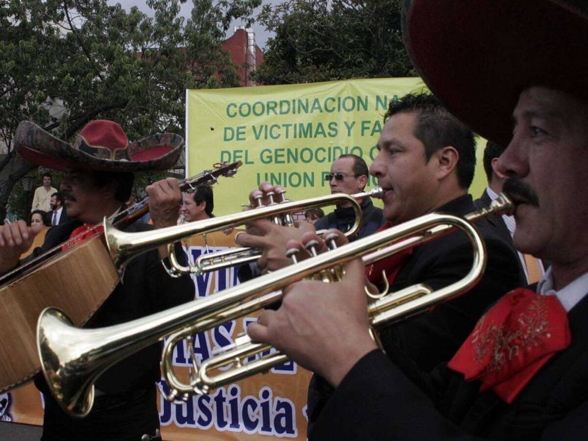 Músicos organizan plantón para pedir apoyo económico durante la cuarentena