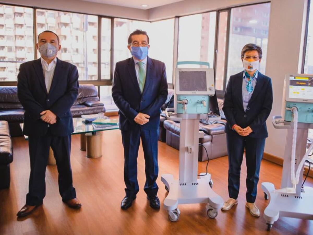 Nueva pelea por vacunas enfrenta Bogotá y Ministerio de Salud