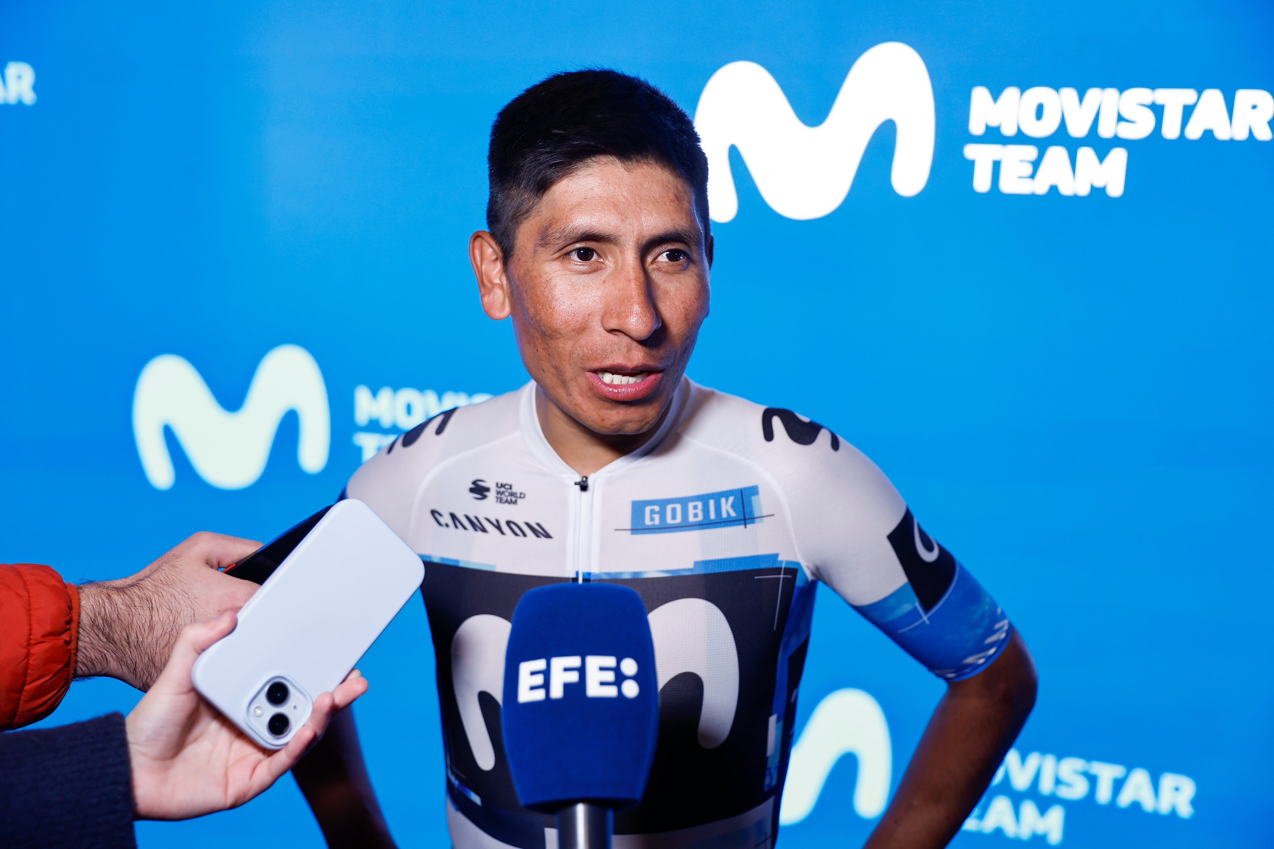 MADRID, 18/12/2024.- El ciclista colombiano Nairo Quintana participa en la presentación del equipo Movistar de ciclismo para la temporada 2025, este miércoles en Madrid. EFE/ Rodrigo Jiménez