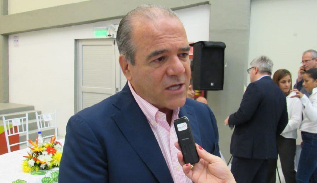 Carlos Felipe Mejía, Senador