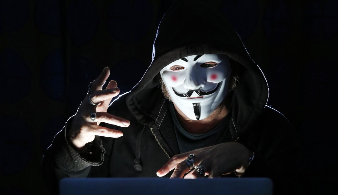 Anonymous Colombia hackeó contraseñas del ejército y las expuso