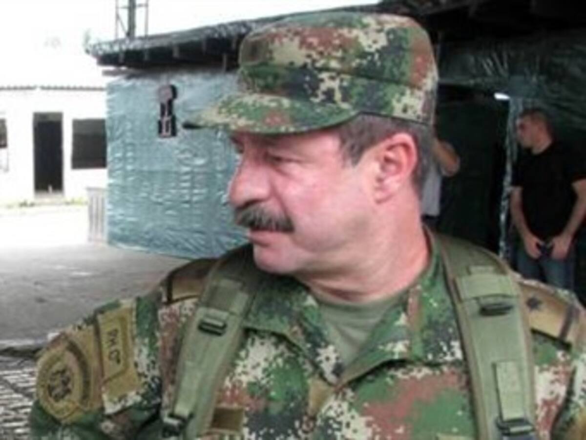 General Flórez confirma bombardeo a la columna Teófilo Forero