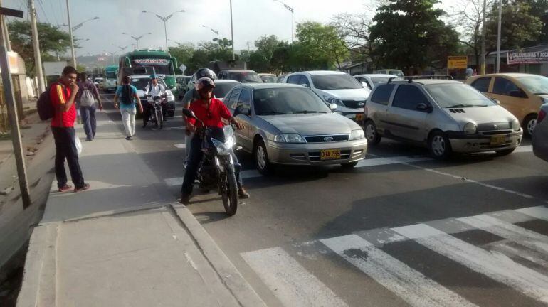 La carretera de la Circunvalar una de las vías utilizadas para los piques ilegales de motos
