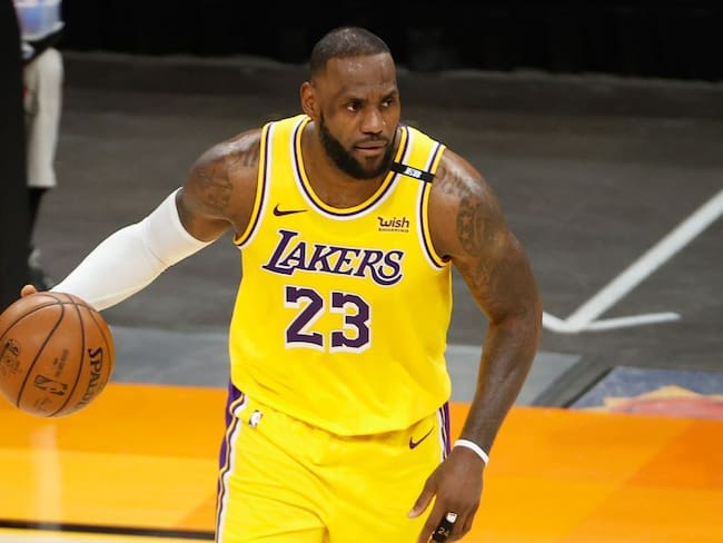 LeBron James, basquetbolista de Los Angeles Lakers