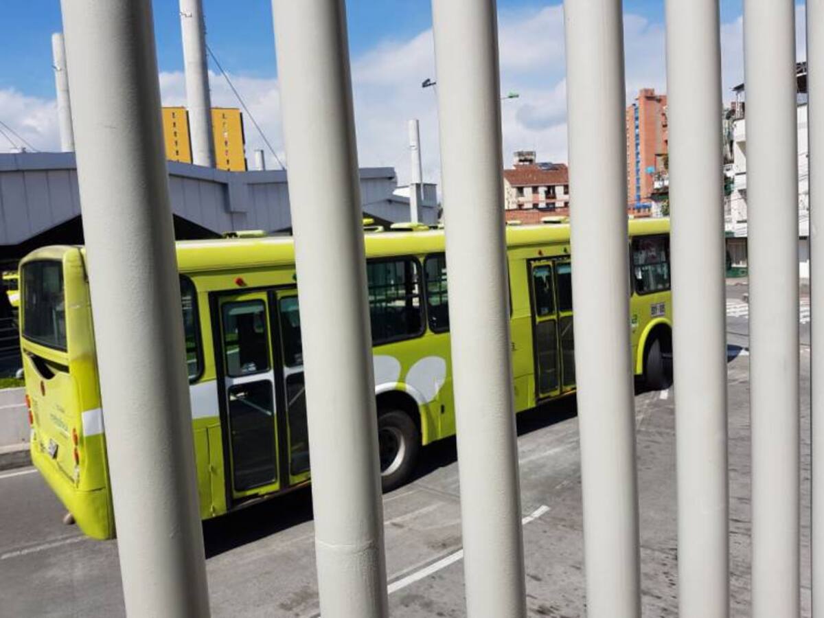 Metrolínea hace cambios a 8 rutas mientras las vacaciones