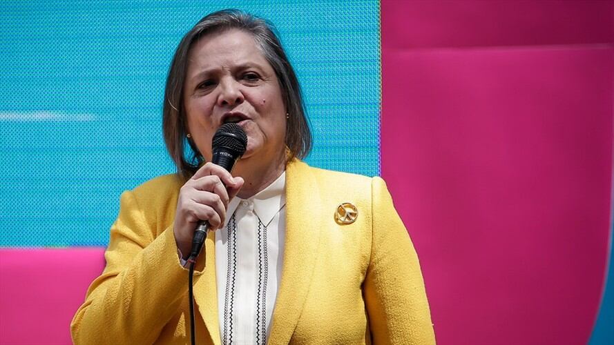 Clára López, ministra de Trabajo. Foto: Colprensa