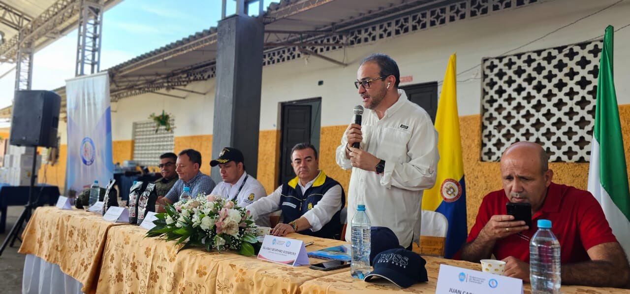 Visita a El Tarrita para revisar avances en movilidad