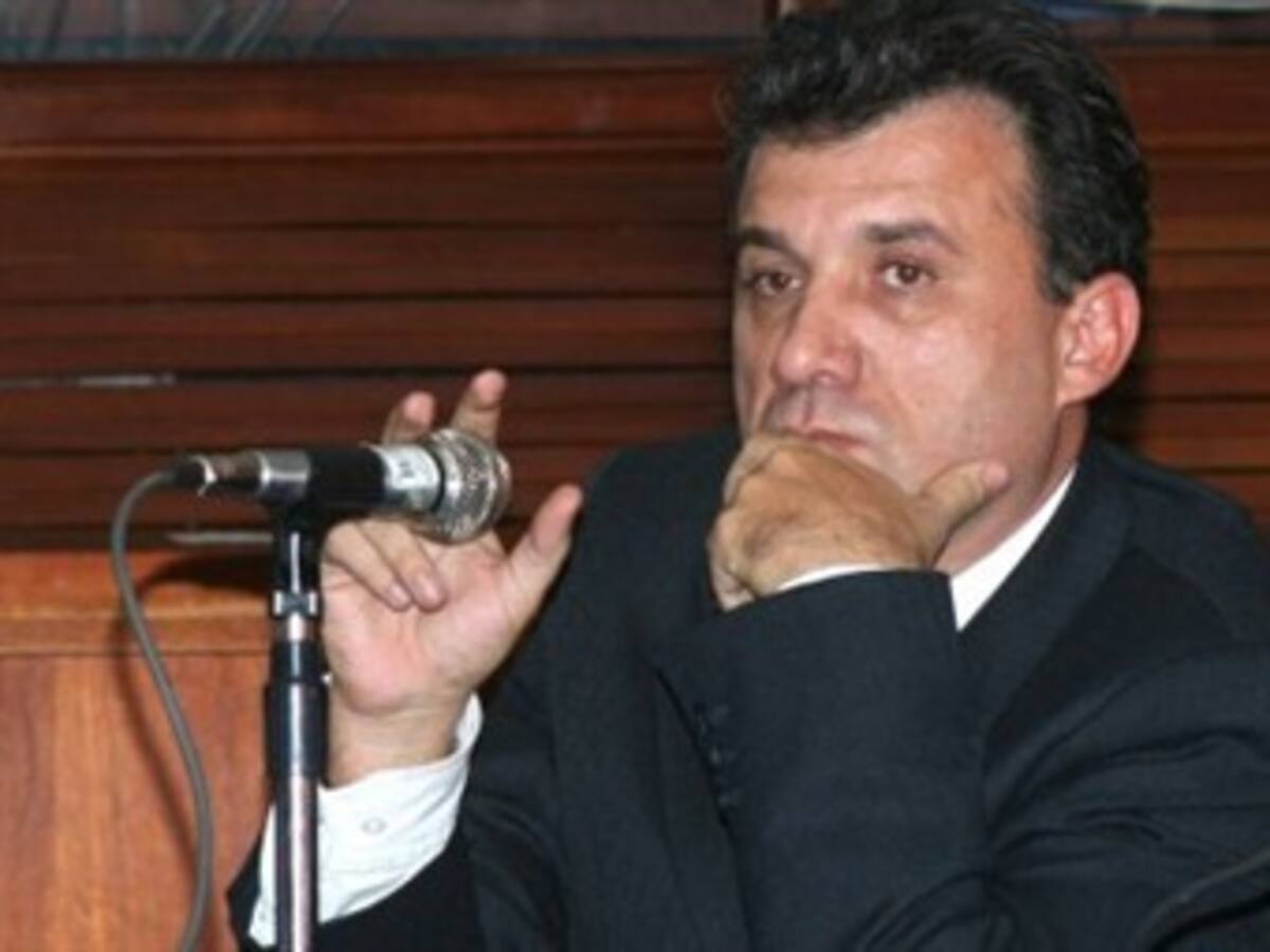 Roy Barreras formalizó queja contra conjueces que anularon firmas del referendo