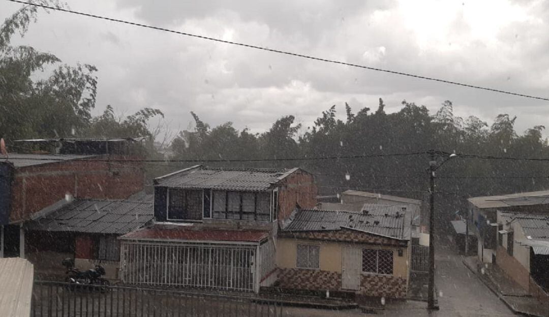 Siguen las lluvias en Armenia y el Quindío que han provocado varias emergencias