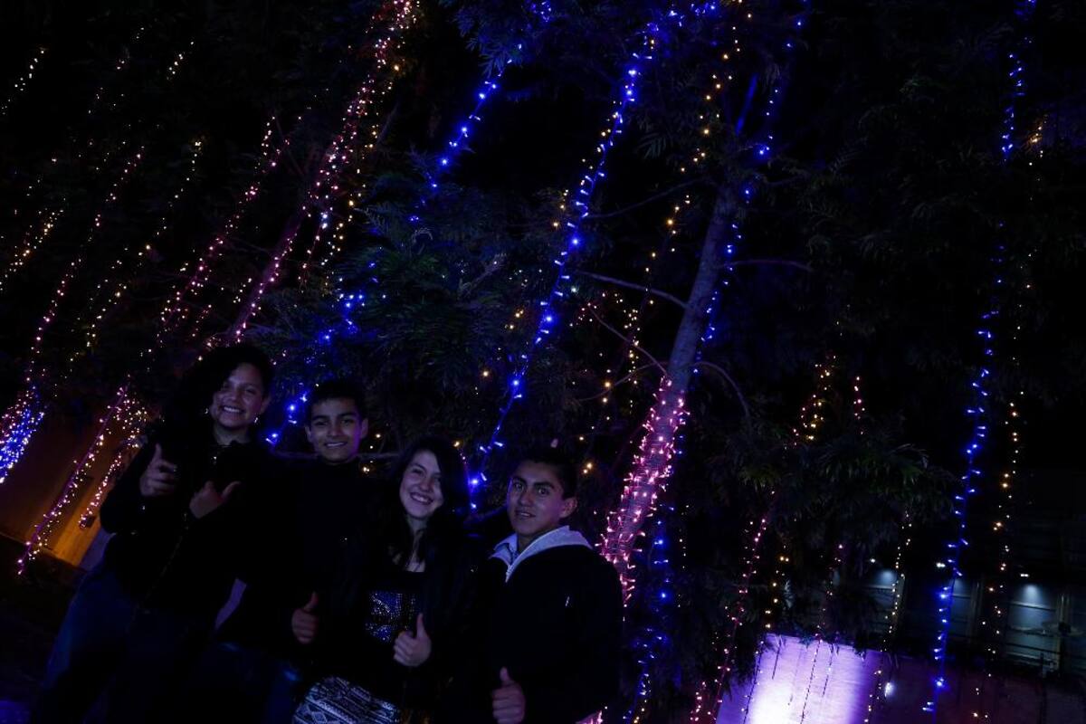 La capital del país ya está lista para la época de fin de año con sus diferentes luces y decoraciones por todas las calles de la ciudad.