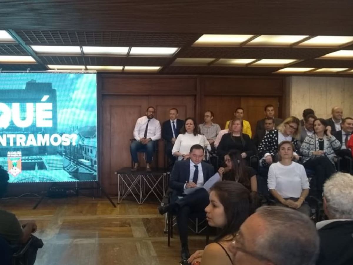 Obras sin planeación, gastos innecesarios y caos vehicular