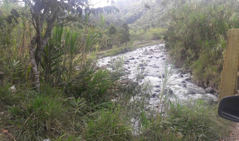 Todos los días Escuche la información local en Caracol Radio 5:45, 6:48, 7:48 y 8:45 a.m