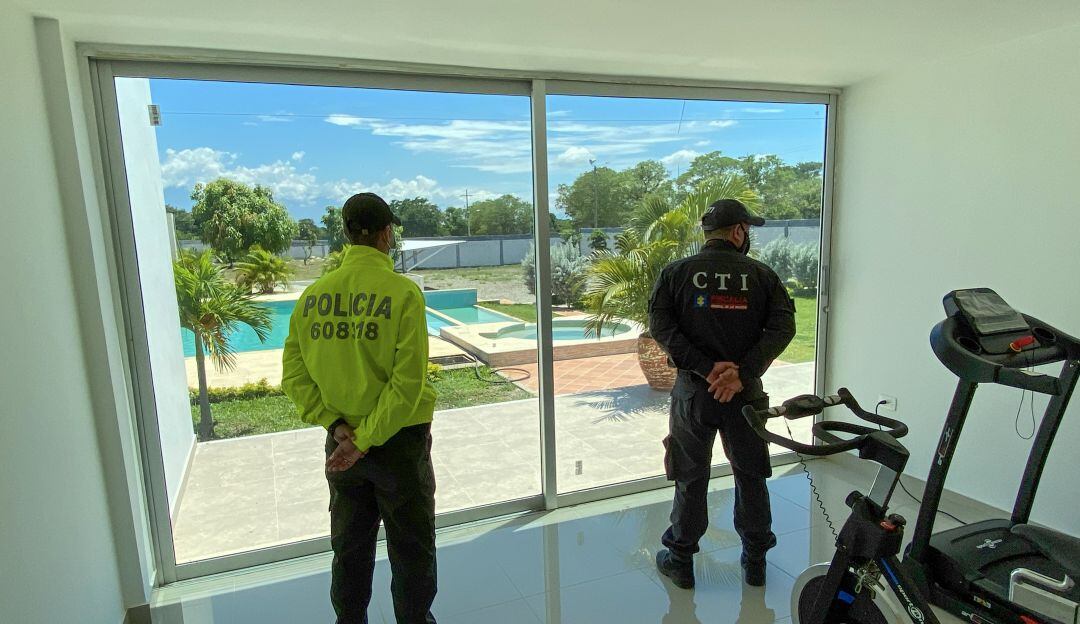 Se ejecutó la operación ‘Doble Rueda’, que permitió aplicar las medidas cautelares con fines de extinción del derecho de dominio a 36 bienes, avaluados en ocho mil millones de pesos.