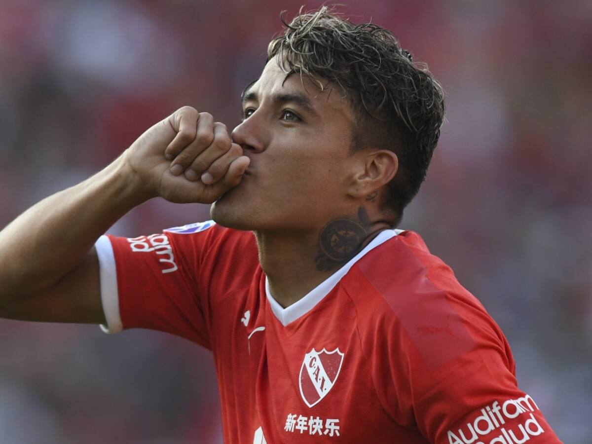 "Gordillo me dijo que está arreglando todo para venir a Independiente"