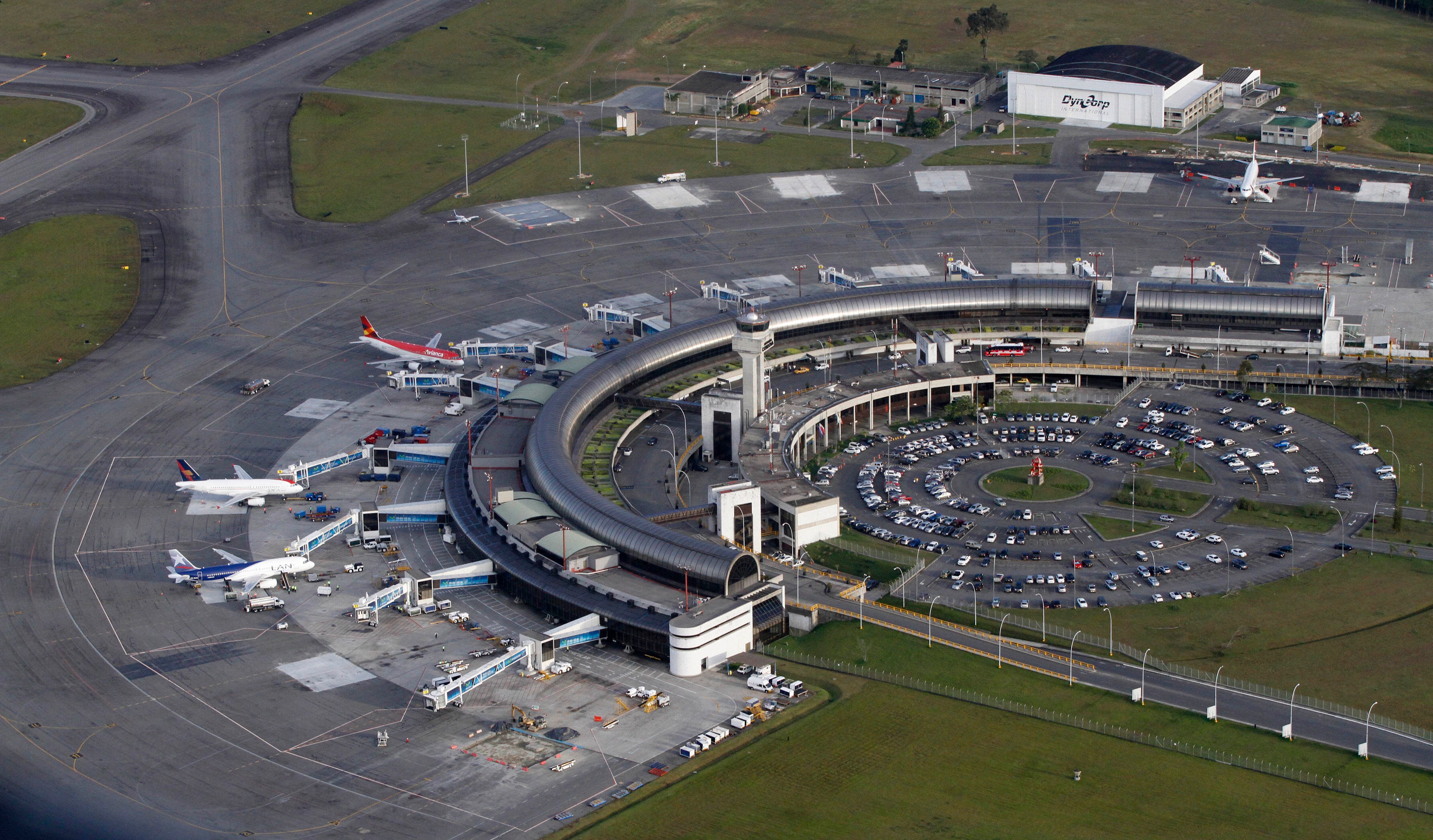 Aeropuerto Internacional Jose María Cordova de Rionegro.