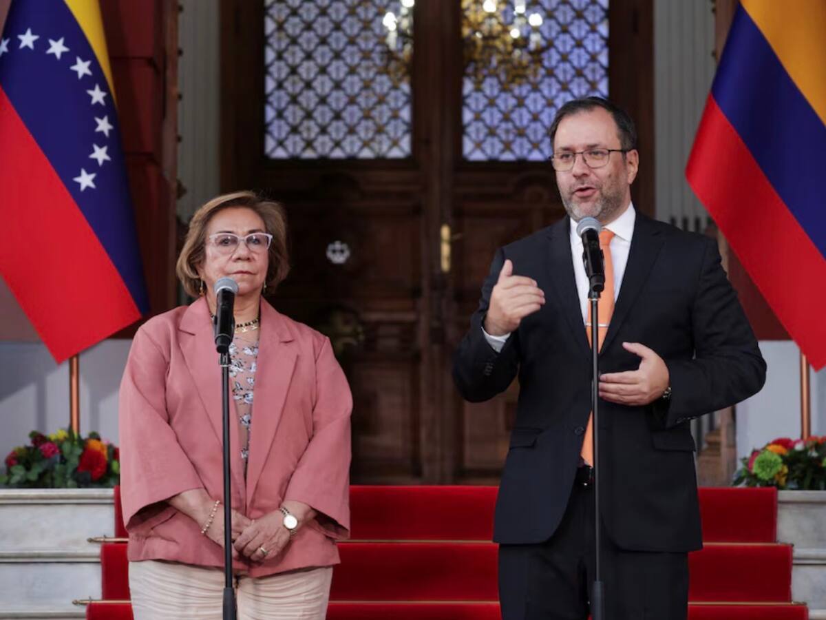 Comienza reunión de Buena Vecindad entre Colombia y Venezuela: preparan encuentro de Petro y Delcy