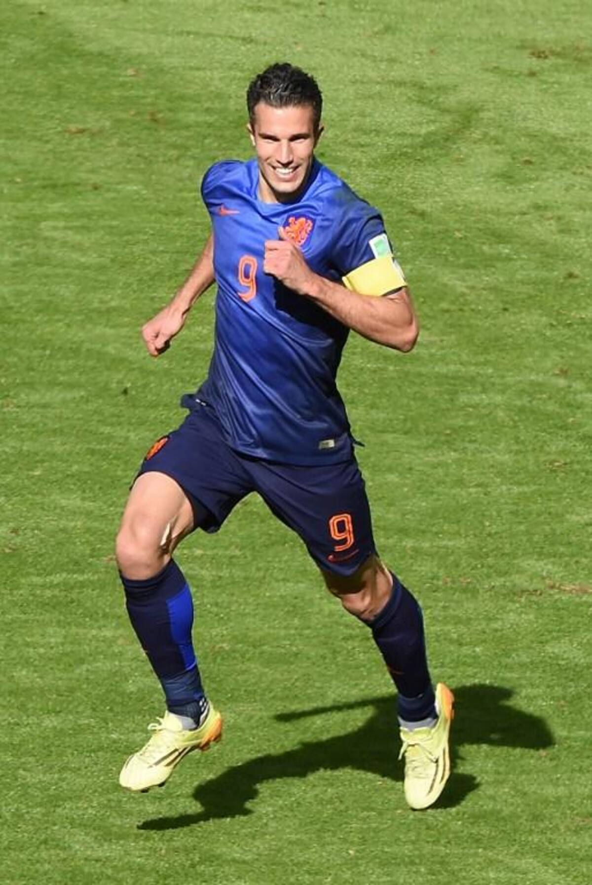 Robben y Van Persie marcaron para los del Van Gaal, Cahill y Jedinak anotaron para los australianos.