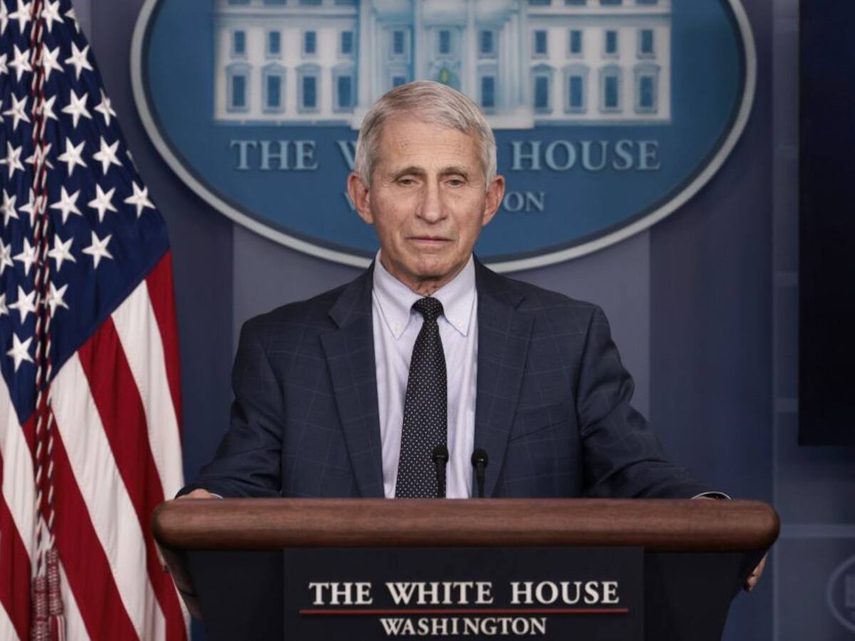 Primeros indicios sobre la gravedad de ómicron son alentadores: Casa Blanca