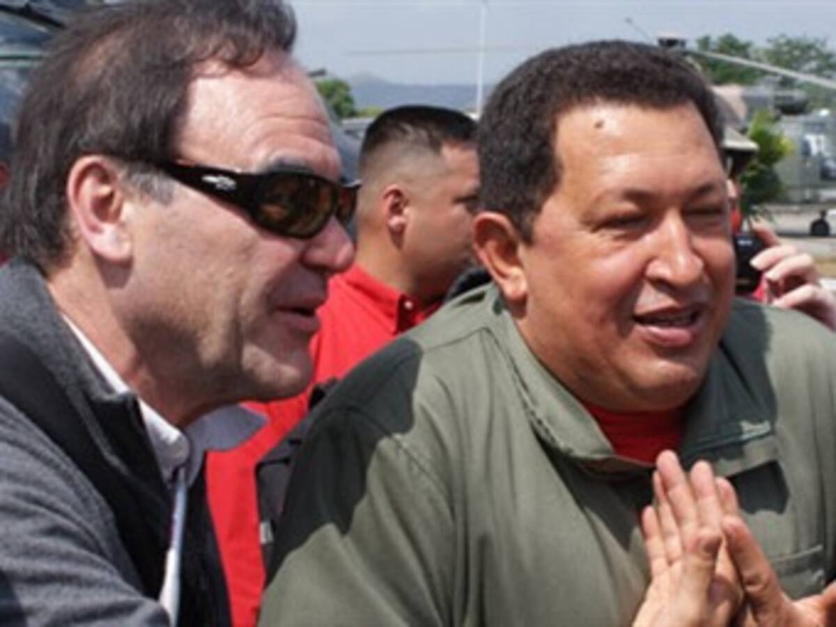 Oliver Stone estrenará filme en Madrid posiblemente junto a Chávez y Morales
