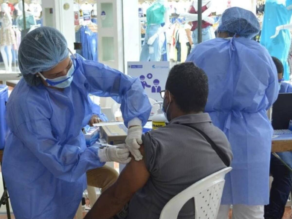 Más de 22 mil dosis han sido aplicadas en centros comerciales de Cartagena