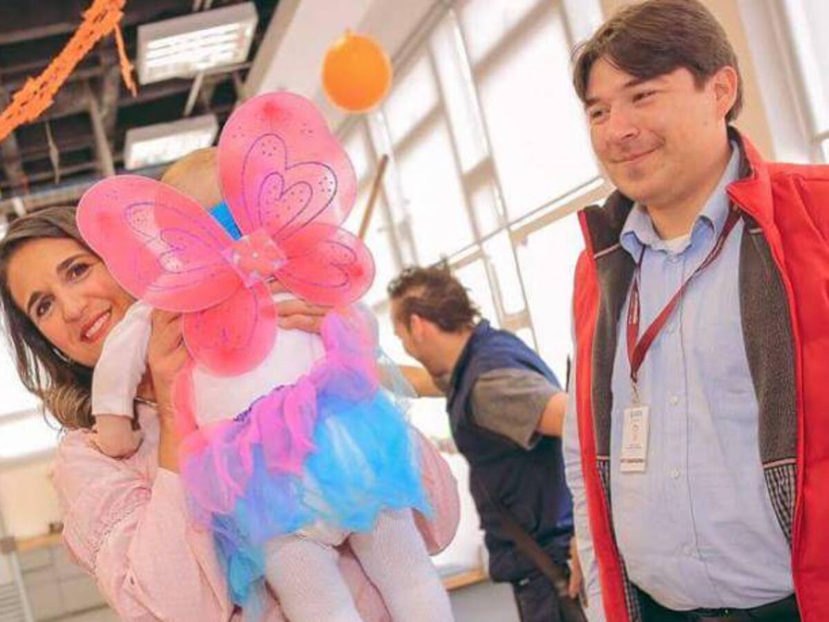 Ministra de Educación da la largada de obras para jornada única