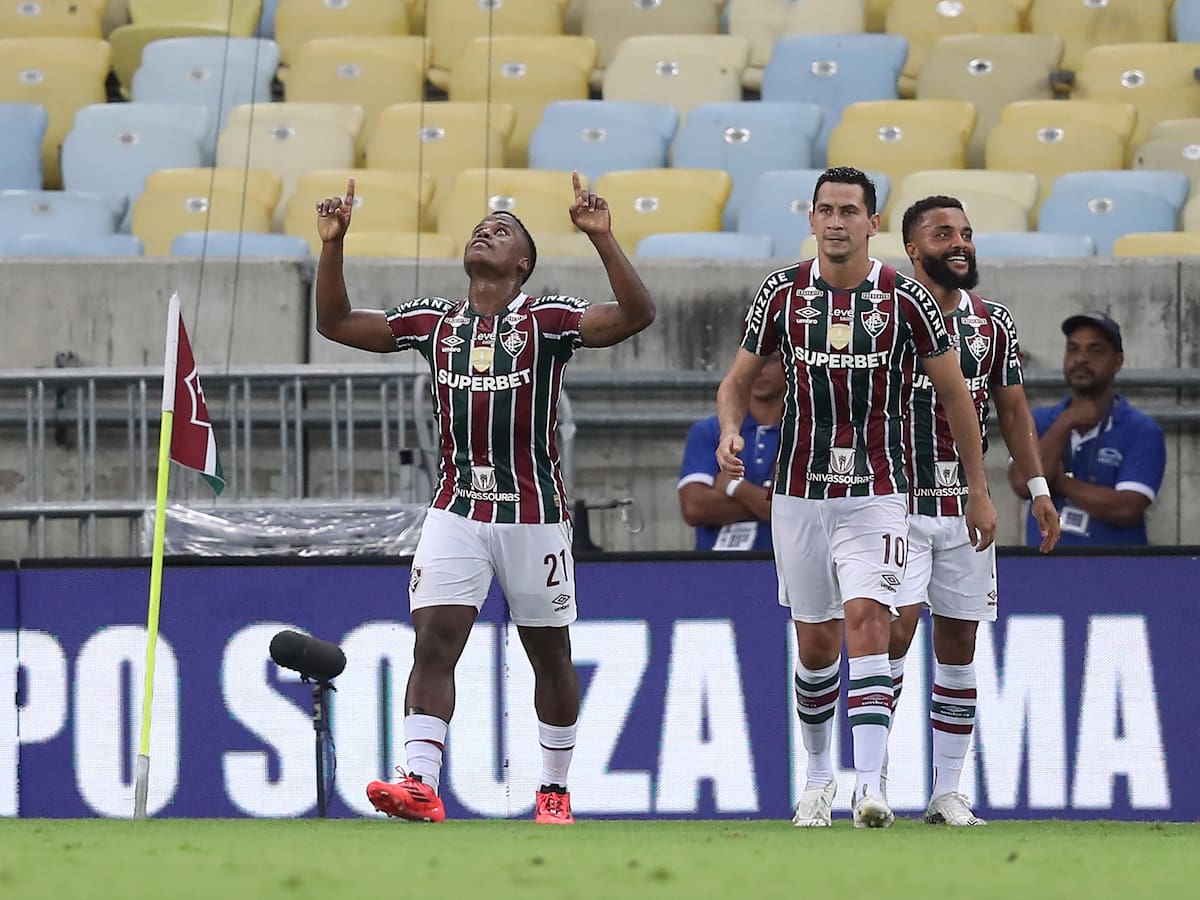 Video: Golazo de Jhon Arias en empate del Fluminense ante Gremio