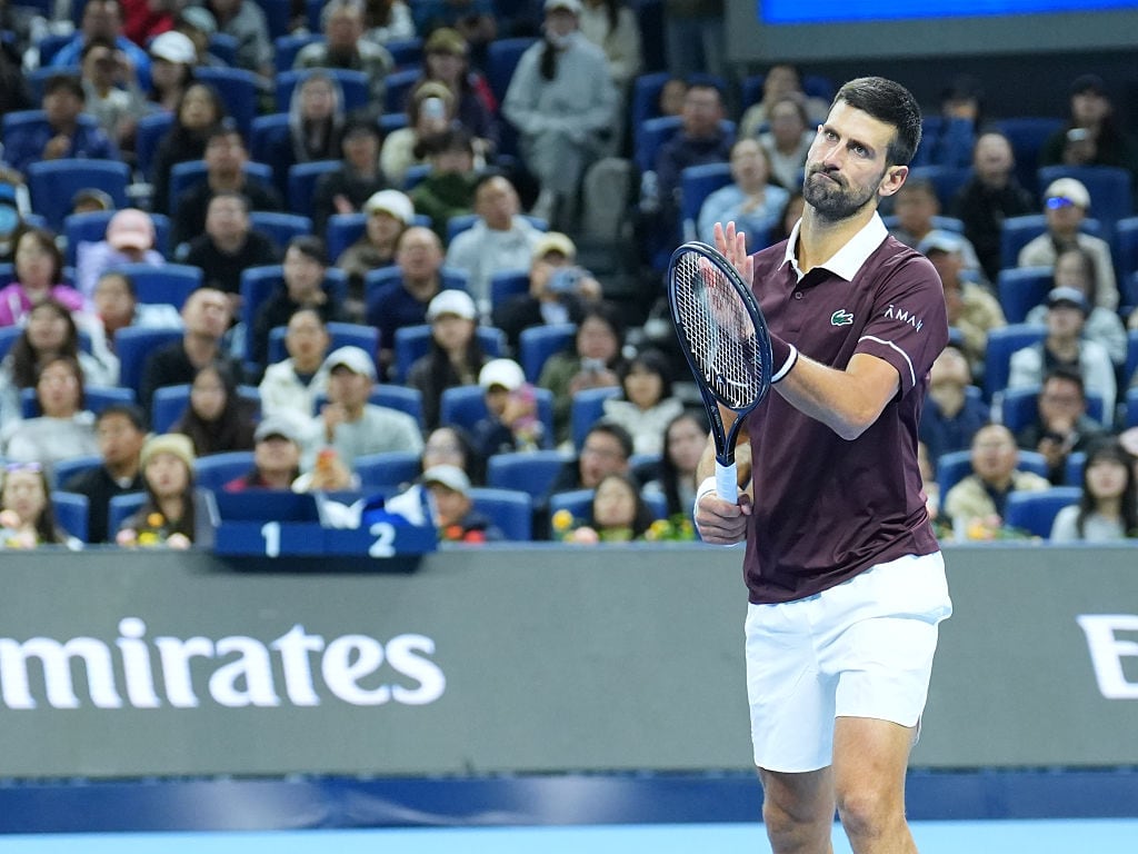 Djokovic rompe récord en Pekín y se mete en semifinales del ATP 500 (Photo by VCG/VCG via Getty Images)