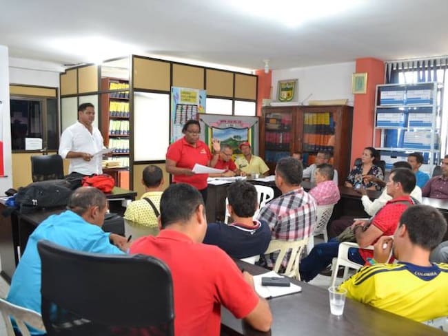 Realizan mesas de trabajo sobre explotación minera en el sur de Bolívar