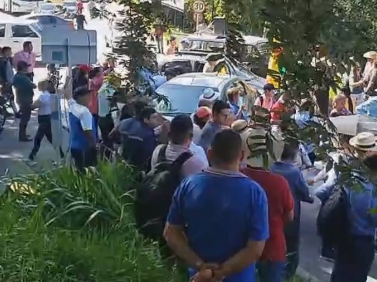 Se levantó el paro en la vía Bucaramanga - San Gil