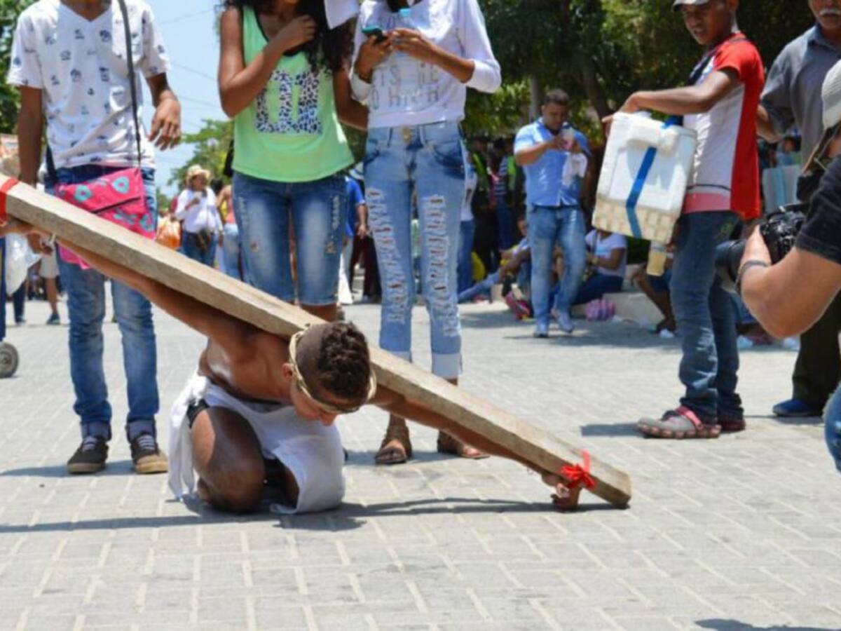 Los flagelantes de Santo Tomás se reinventan por el coronavirus