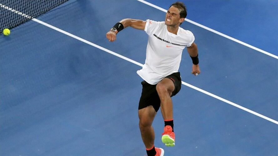 El tenista español Rafael Nadal se metió nuevamente entre los ocho mejores de un Grand Slam al vencer el lunes al francés Gael Monfils por 6-3, 6-3, 4-6 y 6-4.. Foto: Agencia Reuters