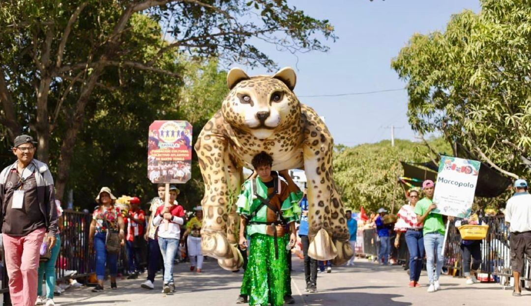 Archivo. Batalla de flores de Santo Tomás