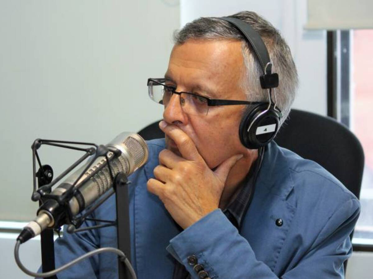 Santos será un nobel de paz diferente a los demás latinoamericanos: Santamaría