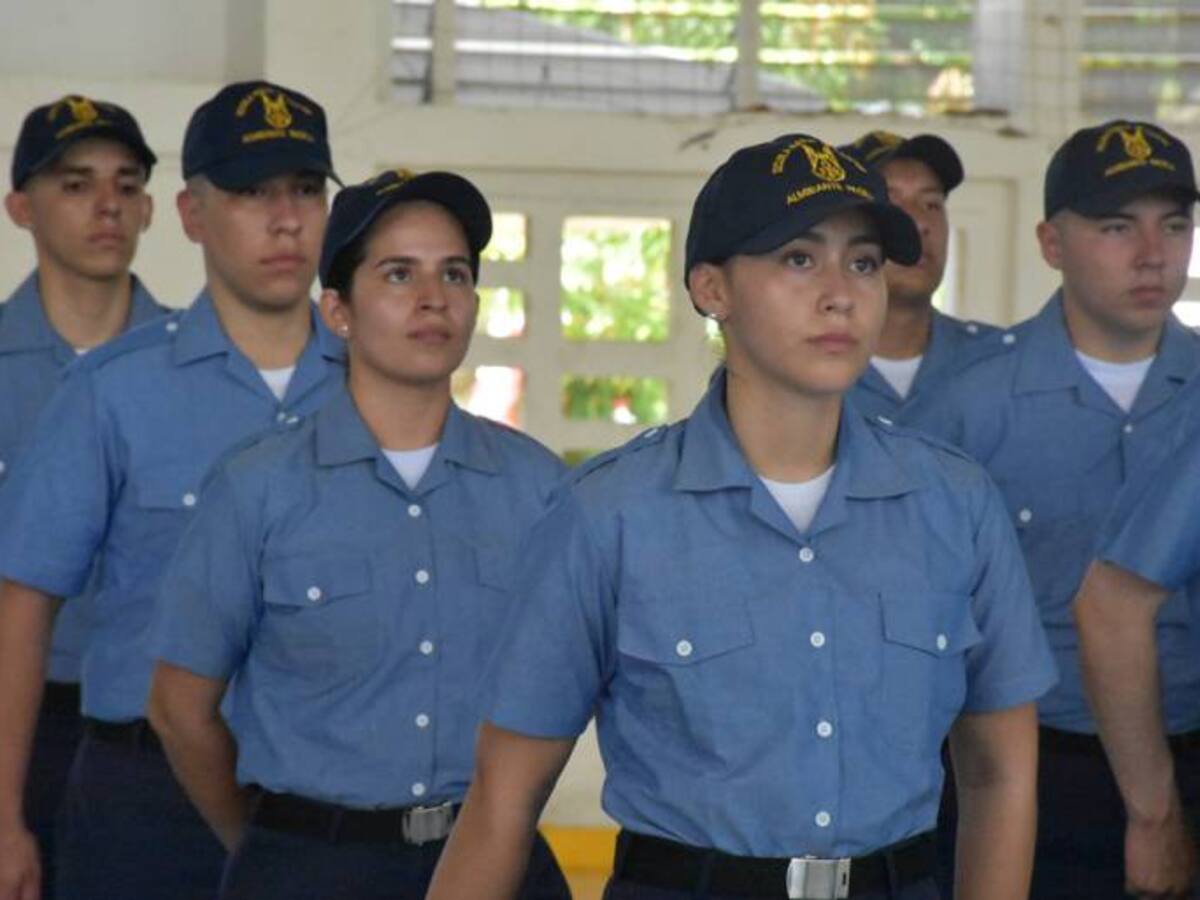 Ingresan 130 aspirantes a la Escuela Naval de Cadetes de Cartagena