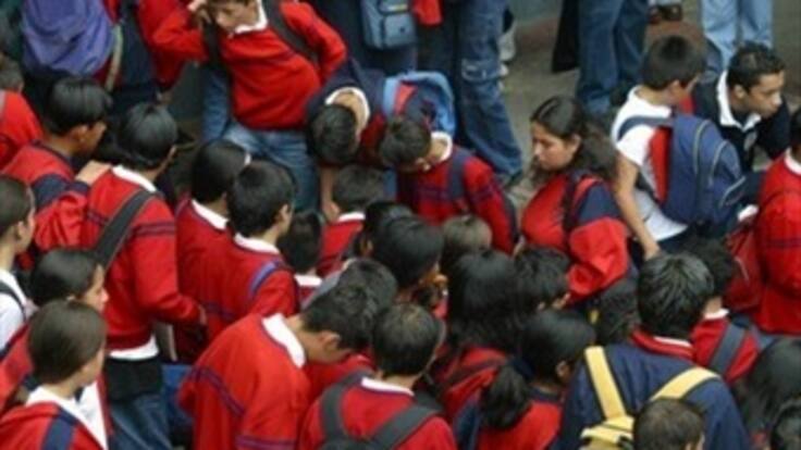 Decisión ‘trabajo o estudio’ causa deserción escolar en regiones más pobres