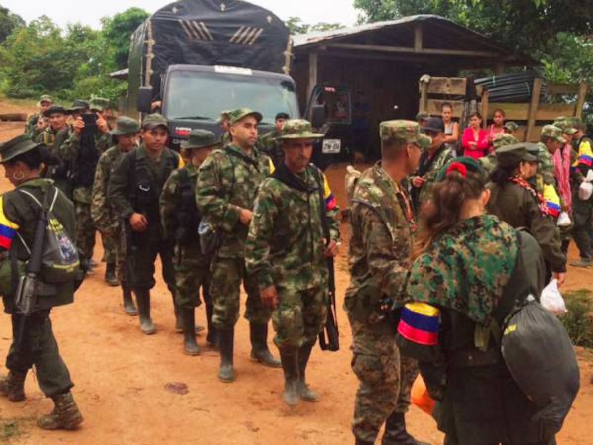 Gobierno evalúa cumplimiento de Acuerdos de Paz antes de convocar CSIVI