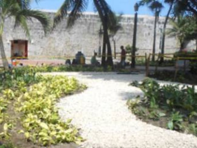 Murallas de Cartagena comenzaron a estrenar jardines