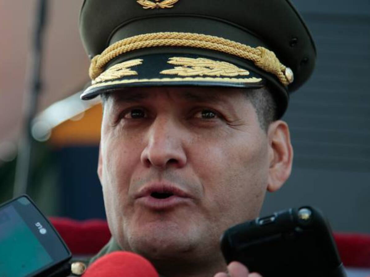 “Dejaron 500 gramos de explosivo a 50 centímetros del policía muerto”: general Penilla