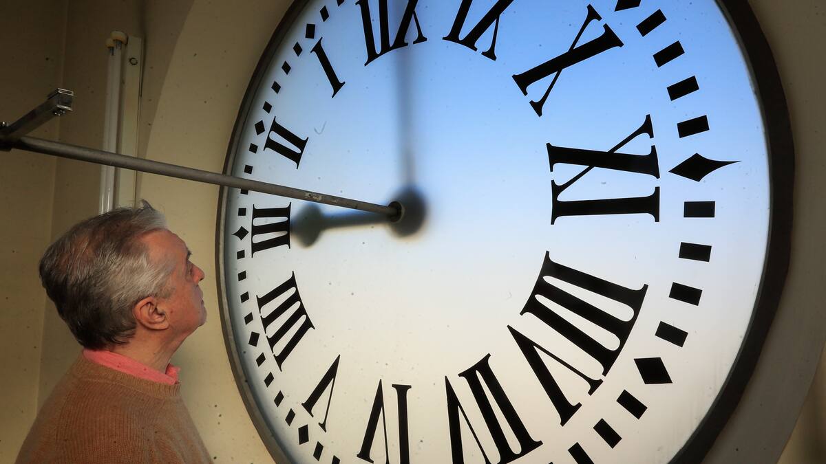 Así se prepara La Puerta del Sol en Madrid para las campanadas de Año Nuevo