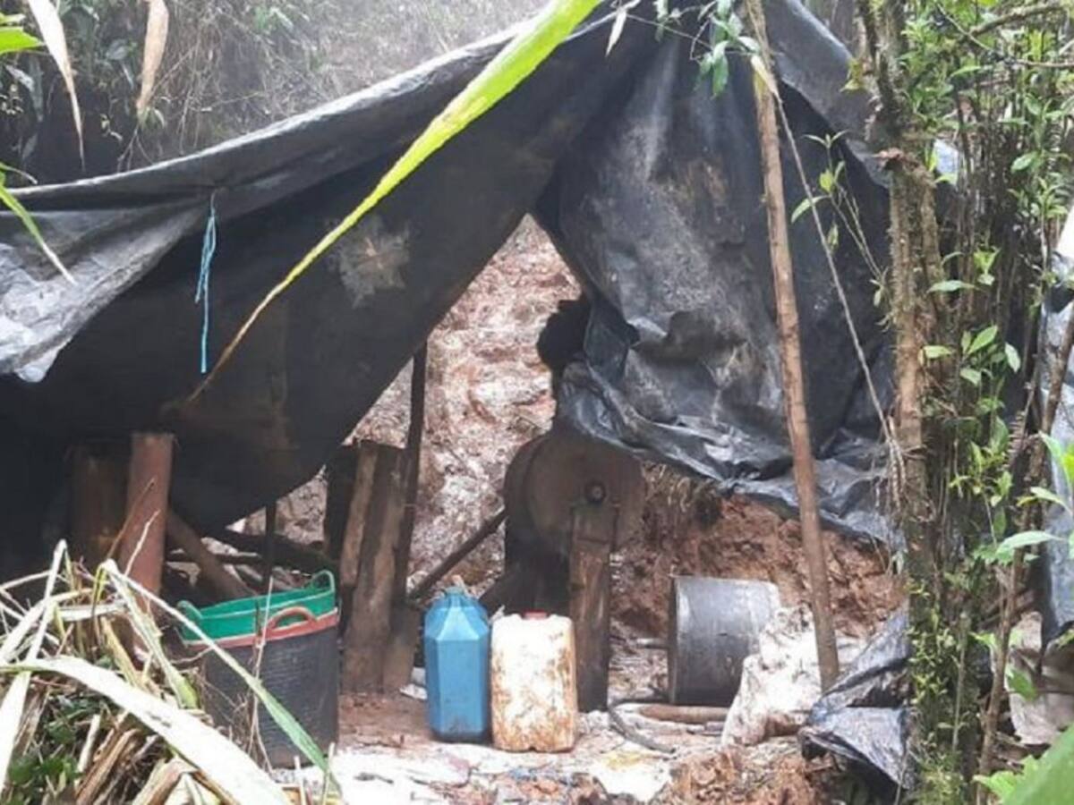 Capturan a cinco hombres por minería ilegal en los Farallones de Cali