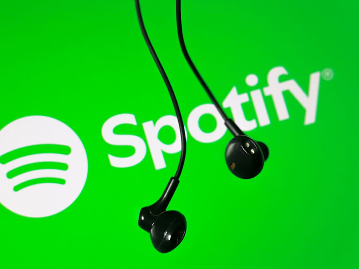 Spotify lanza una urna con un altavoz con Bluetooth que permite escuchar música después de la muerte