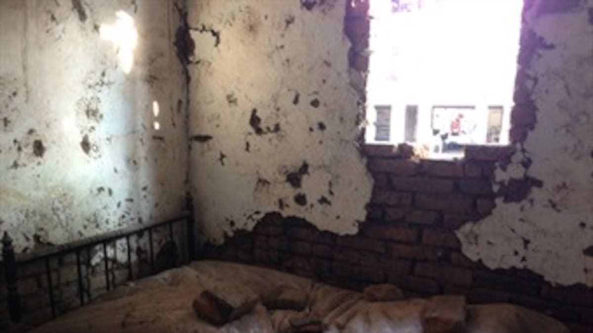 Una cuadra de Villa Rica Cauca cumple un año en ruinas tras explosión de carro bomba