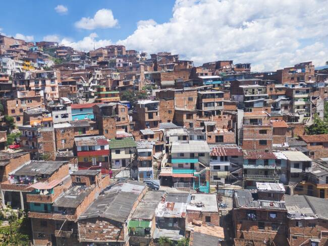 Proyectos de vivienda estarían en riesgo de no ejecución: Contraloría