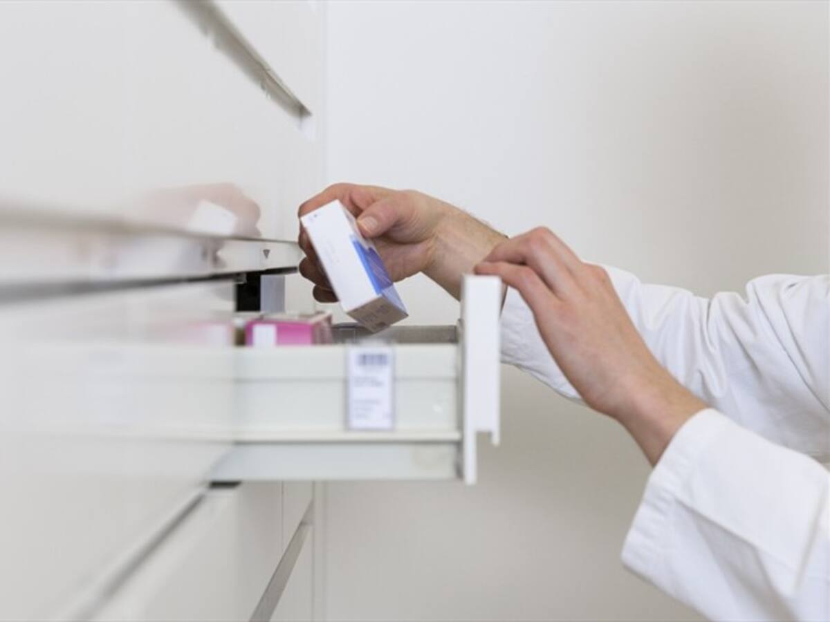 Habría medicamentos para aproximadamente 7.000 pacientes en Cuidados Intensivos: Minsalud