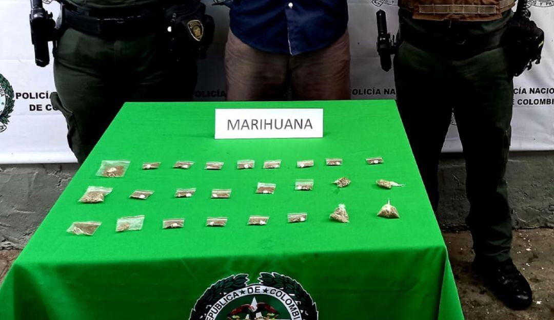 Según la Policía, estos presuntos jíbaros tenían en su poder algunas dosis de marihuana, cocaína y bazuco 