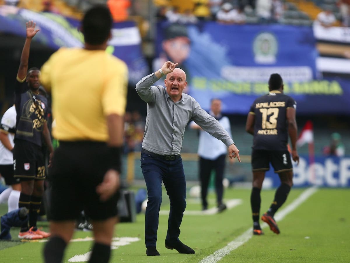 “No digan boludeces”: Repetto, duro contra hinchas de Santa Fe por rumores de pelea con Rodallega
