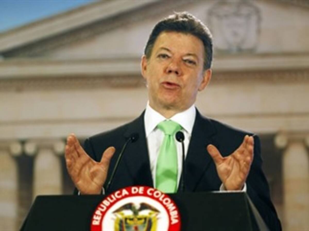 Gobierno hace corte de cuentas tras dos años de mandato de Santos