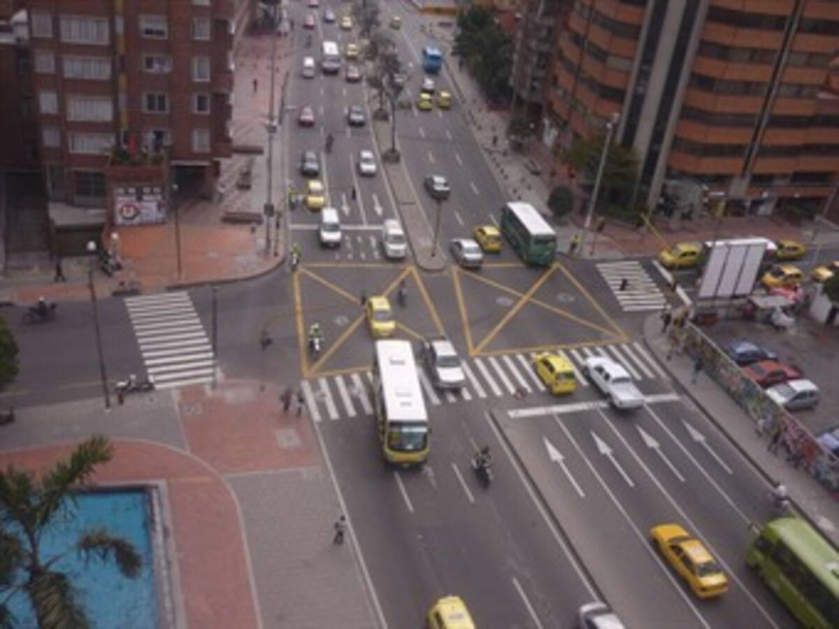 En el último día de paro, la presencia de buses, tren, carros y camiones de Soacha, hicieron estragos en el aire bogotano
