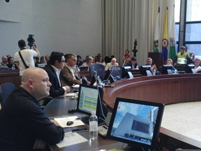 Concejales de Medellín se oponen a la venta de acciones de EPM en Isagén